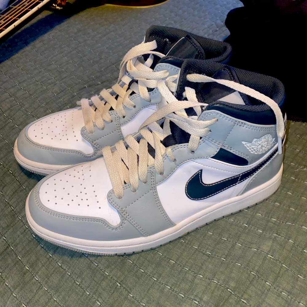 Jordan 1’s for sale Rarely used and in great condition.